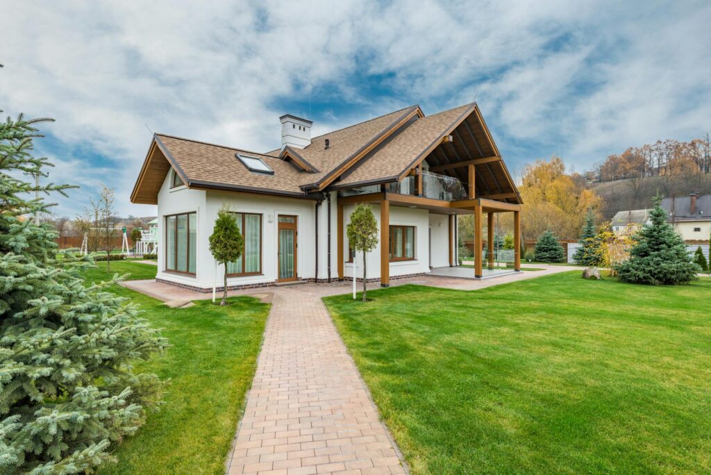 How to Fix Patchy Lawns